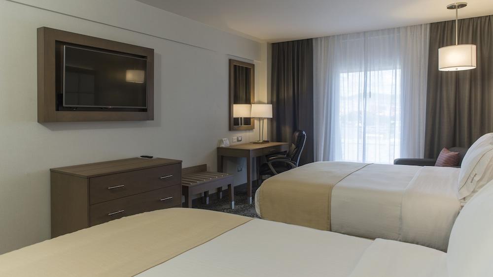 Holiday Inn Express & Suites Chihuahua Juventud, An Ihg Hotel Экстерьер фото